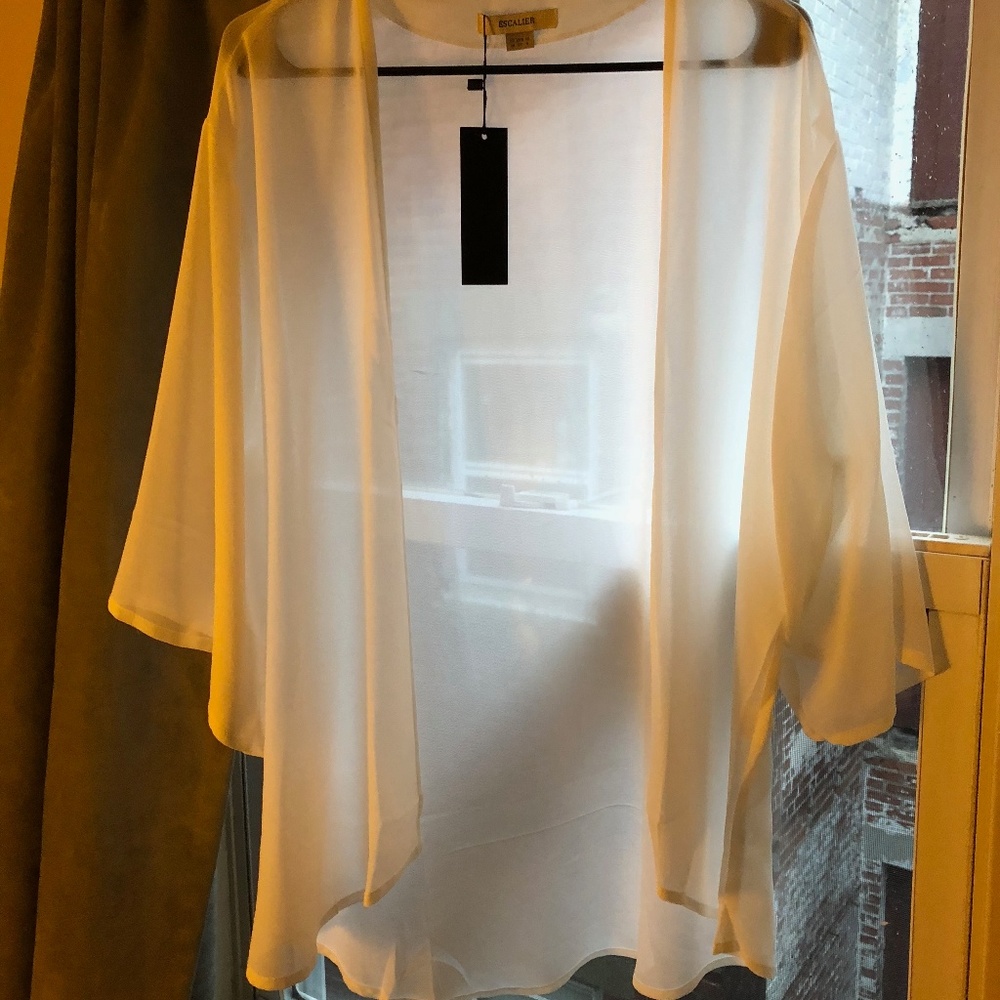 NWT Pretty Sheer Kimono